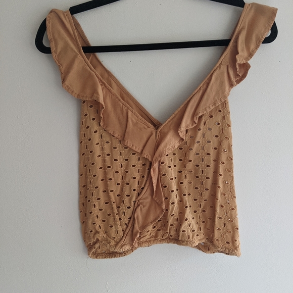 Free people eyelet tank top with ruffles M - Picture 4 of 8